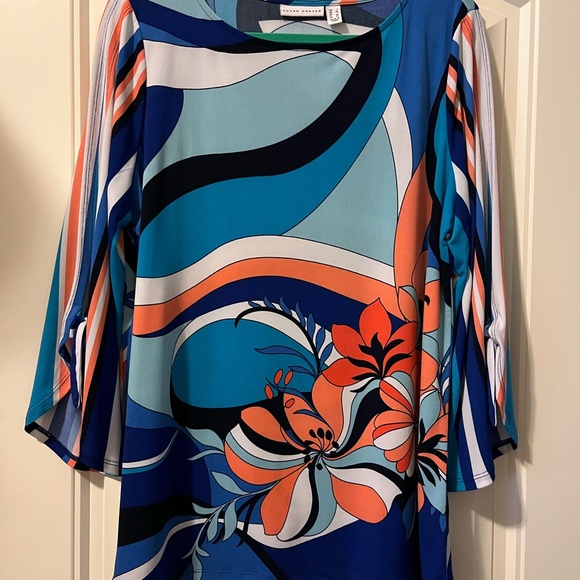 Susan Graver Blue and White Geometric Blouse - Picture 1 of 5